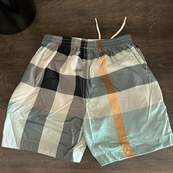 Burberry Children Trunks - Picture 2 of 3